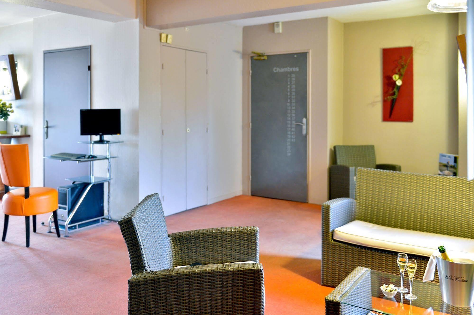 Logis Beaujoire Hotel Nantes Dış mekan fotoğraf